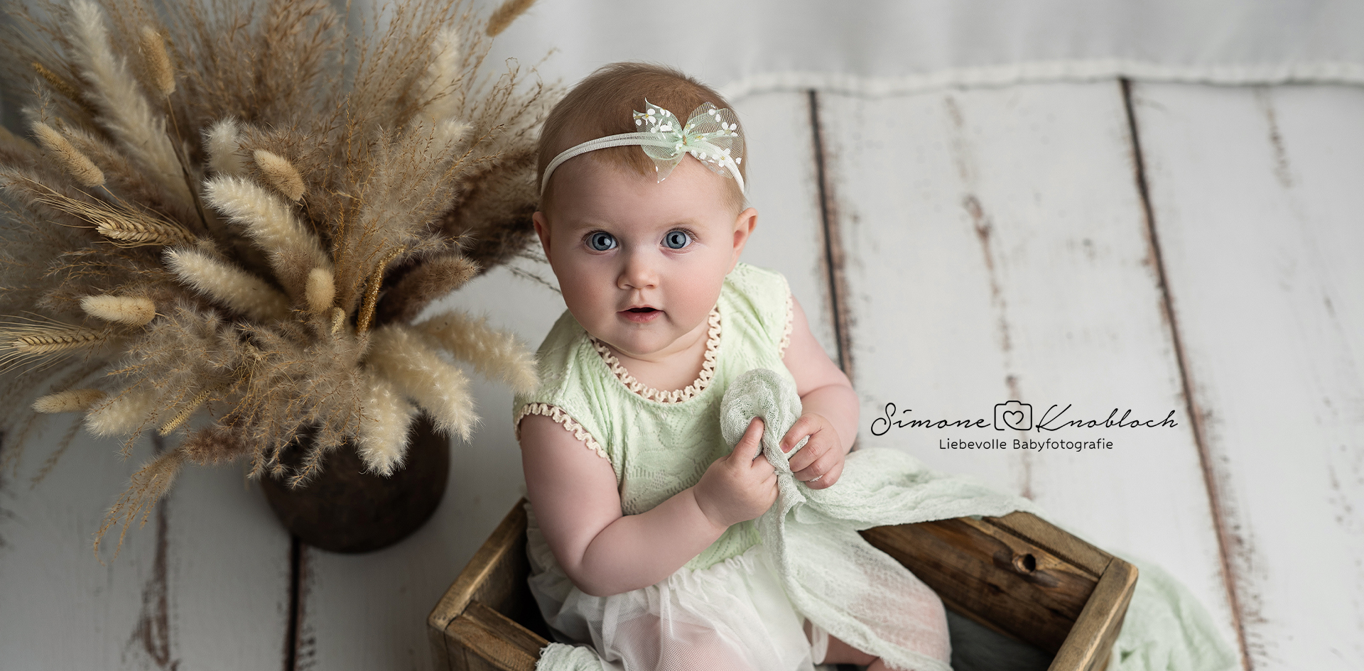 Babyfotografie und Kinderfotografie Fotostudio Knobloch Bötzingen am Kaiserstuhl Newbornposing, Babyshooting, Neugeborenenfotografie, Babyfotografie, Babyfotos, Newbornshooting mit Eltern, Babyshooting mit Geschwister, Fotostudio Knobloch in Bötzingen am Kaiserstuhl, Babyfotograf Bötzingen, Babyfotografin Bötzingen, Neugeborenenfotograf Freiburg, Neugeborenenfotografin Freiburg, Newbornshooting Breisach, Neugeborenenshooting Emmendingen, Babyshooting March, Babyfotos Bad Krozingen, Neugeborenenfotografie Vogtsburg, Babyfotograf Freiburg, Babyfotografin Freiburg, Neugeborenenfotograf Breisach, Neugeborenenfotografin Breisach, Newbornshooting Emmendingen, Neugeborenenshooting March, Babyshooting Bad Krozingen, Babyfotos Vogtsburg, Babyfotograf Breisach, Babyfotografin Breisach, Neugeborenenfotograf Emmendingen, Neugeborenenfotografin Emmendingen, Newbornshooting March, Neugeborenenshooting Bad Krozingen, Babyshooting Vogtsburg, Babyfotos Breisach, Babyfotograf Emmendingen, Babyfotografin Emmendingen, Neugeborenenfotograf March, Neugeborenenfotografin March, Newbornshooting Bad Krozingen, Neugeborenenshooting Vogtsburg, Babyshooting Breisach, Babyfotos Emmendingen, Babyfotograf March, Babyfotografin March, Neugeborenenfotograf Bad Krozingen, Neugeborenenfotografin Bad Krozingen, Newbornshooting Vogtsburg, Neugeborenenshooting Breisach, Babyshooting Emmendingen, Babyfotograf Bad Krozingen, Babyfotografin Bad Krozingen, Neugeborenenfotograf Vogtsburg, Neugeborenenfotografin Vogtsburg, Neugeborenenfotografie Offenburg, Babyfotograf Lörrach, Babyfotografin Offenburg, Neugeborenenfotograf Lörrach, Neugeborenenfotografin Offenburg, Newbornshooting Lörrach, Neugeborenenshooting Offenburg, Babyshooting Lörrach, Babyfotos Offenburg, Neugeborenenfotografie Lörrach, Babyfotograf Offenburg, Babyfotografin Lörrach,, Neugeborenenfotograf Offenburg, Neugeborenenfotografin Lörrach, Newbornshooting Offenburg, Neugeborenenshooting Lörrach, Babyshooting Offenburg, Babyfotos Lörrach
