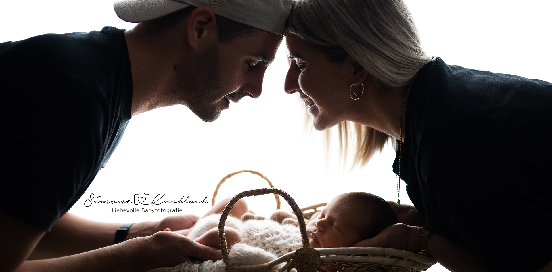 Newbornposing, Babyshooting, Neugeborenenfotografie, Babyfotografie, Babyfotos, Newbornshooting mit Eltern, Babyshooting mit Geschwister, Fotostudio Knobloch in Bötzingen am Kaiserstuhl, Babyfotograf Bötzingen, Babyfotografin Bötzingen, Neugeborenenfotograf Freiburg, Neugeborenenfotografin Freiburg, Newbornshooting Breisach, Neugeborenenshooting Emmendingen, Babyshooting March, Babyfotos Bad Krozingen, Neugeborenenfotografie Vogtsburg, Babyfotograf Freiburg, Babyfotografin Freiburg, Neugeborenenfotograf Breisach, Neugeborenenfotografin Breisach, Newbornshooting Emmendingen, Neugeborenenshooting March, Babyshooting Bad Krozingen, Babyfotos Vogtsburg, Babyfotograf Breisach, Babyfotografin Breisach, Neugeborenenfotograf Emmendingen, Neugeborenenfotografin Emmendingen, Newbornshooting March, Neugeborenenshooting Bad Krozingen, Babyshooting Vogtsburg, Babyfotos Breisach, Babyfotograf Emmendingen, Babyfotografin Emmendingen, Neugeborenenfotograf March, Neugeborenenfotografin March, Newbornshooting Bad Krozingen, Neugeborenenshooting Vogtsburg, Babyshooting Breisach, Babyfotos Emmendingen, Babyfotograf March, Babyfotografin March, Neugeborenenfotograf Bad Krozingen, Neugeborenenfotografin Bad Krozingen, Newbornshooting Vogtsburg, Neugeborenenshooting Breisach, Babyshooting Emmendingen, Babyfotograf Bad Krozingen, Babyfotografin Bad Krozingen, Neugeborenenfotograf Vogtsburg, Neugeborenenfotografin Vogtsburg, Neugeborenenfotografie Offenburg, Babyfotograf Lörrach, Babyfotografin Offenburg, Neugeborenenfotograf Lörrach, Neugeborenenfotografin Offenburg, Newbornshooting Lörrach, Neugeborenenshooting Offenburg, Babyshooting Lörrach, Babyfotos Offenburg, Neugeborenenfotografie Lörrach, Babyfotograf Offenburg, Babyfotografin Lörrach,, Neugeborenenfotograf Offenburg, Neugeborenenfotografin Lörrach, Newbornshooting Offenburg, Neugeborenenshooting Lörrach, Babyshooting Offenburg, Babyfotos Lörrach