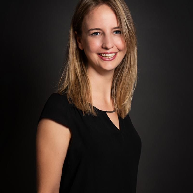 Debi 01